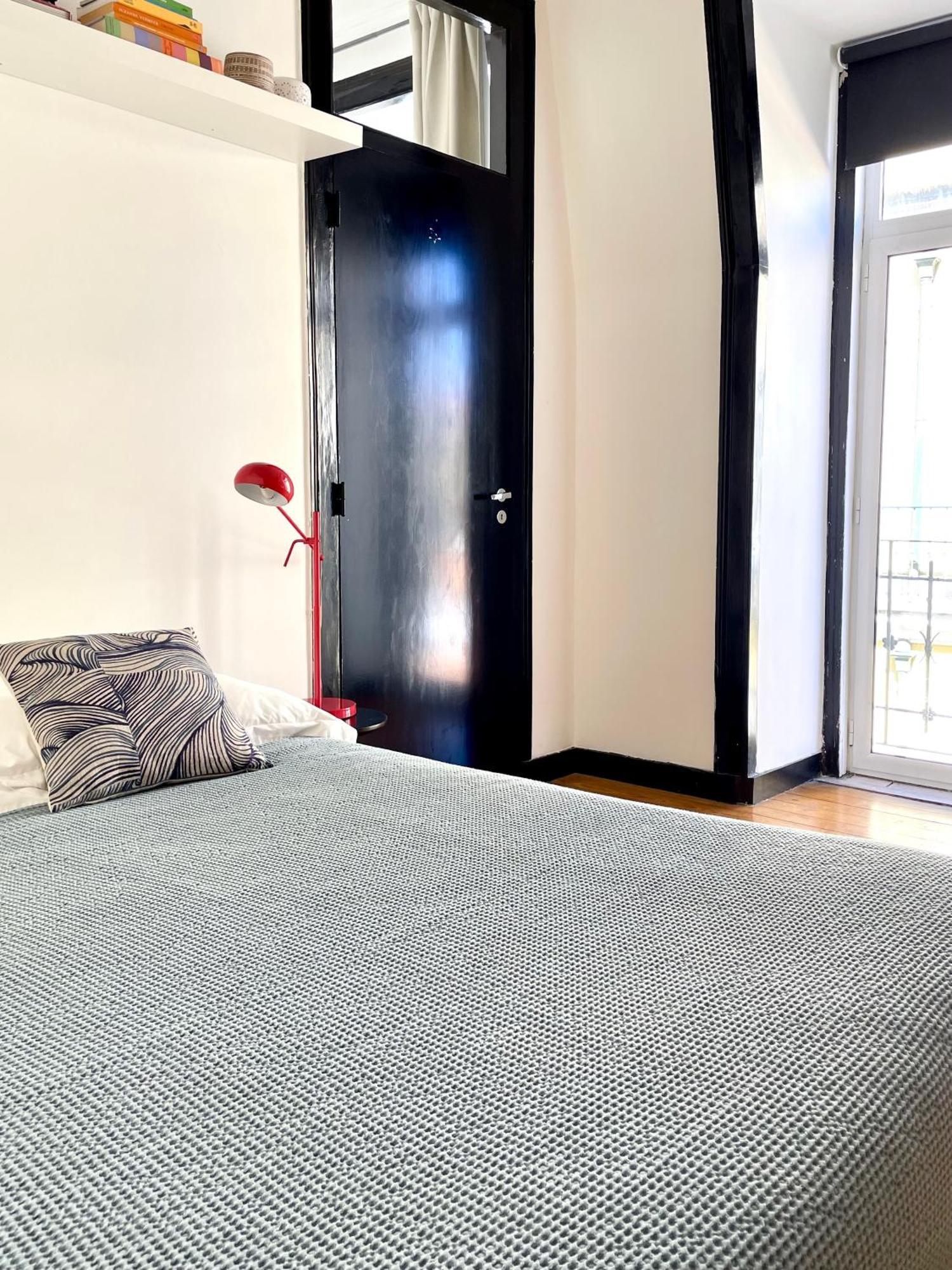 Apartment Hidden Gem Rustic Modern 2 Bedroom Flat *